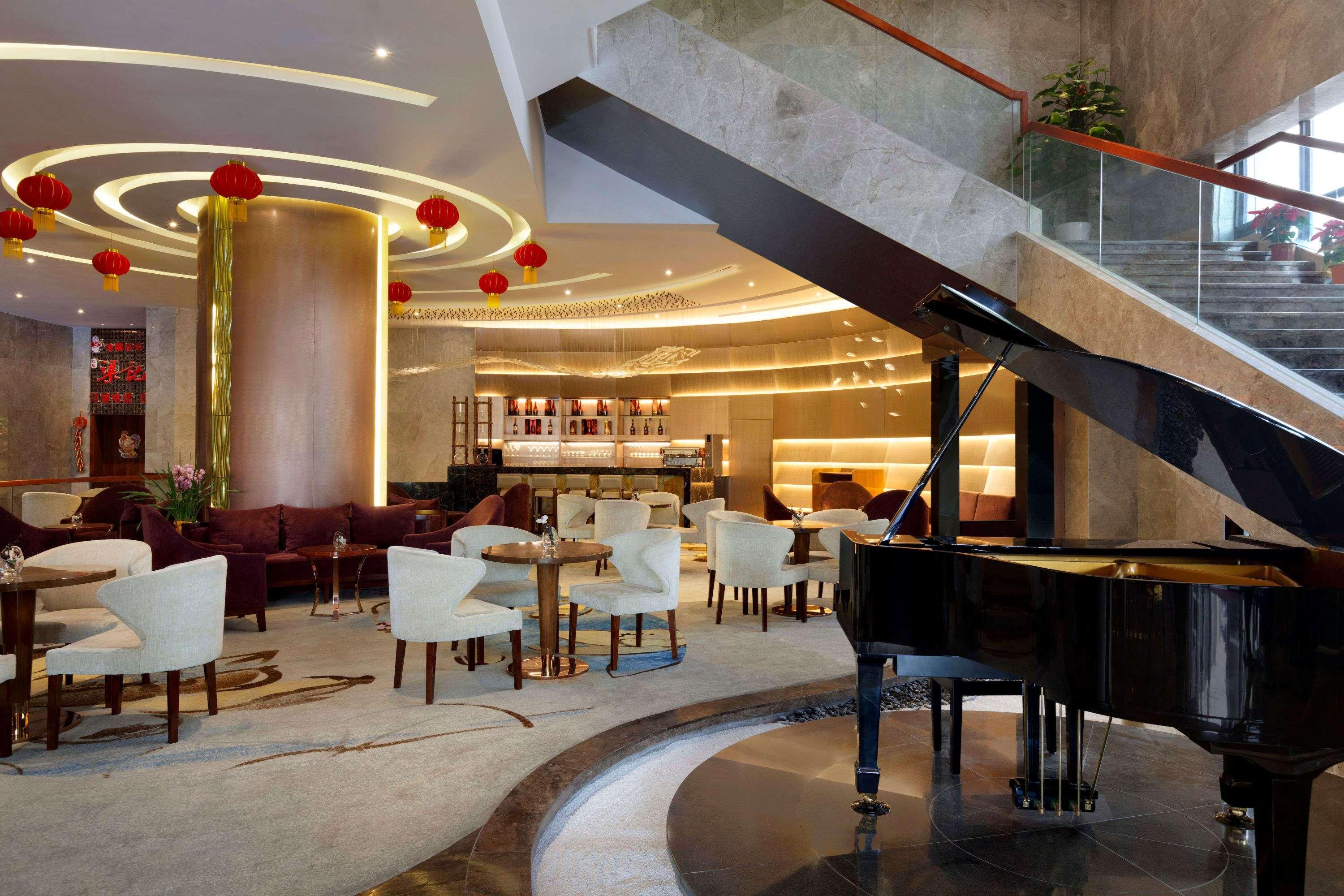 Ramada Foshan Hotel Екстериор снимка