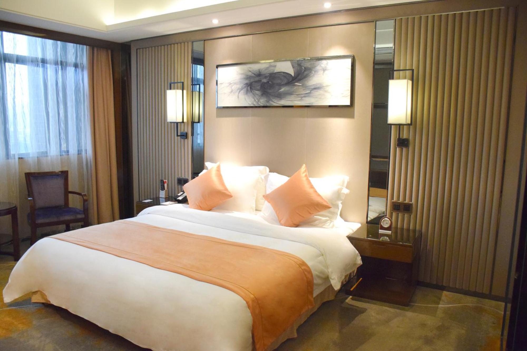 Ramada Foshan Hotel Екстериор снимка
