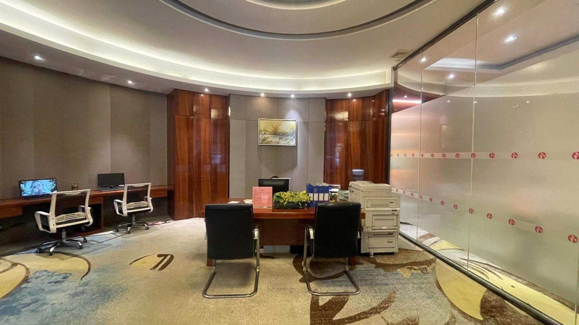 Ramada Foshan Hotel Екстериор снимка