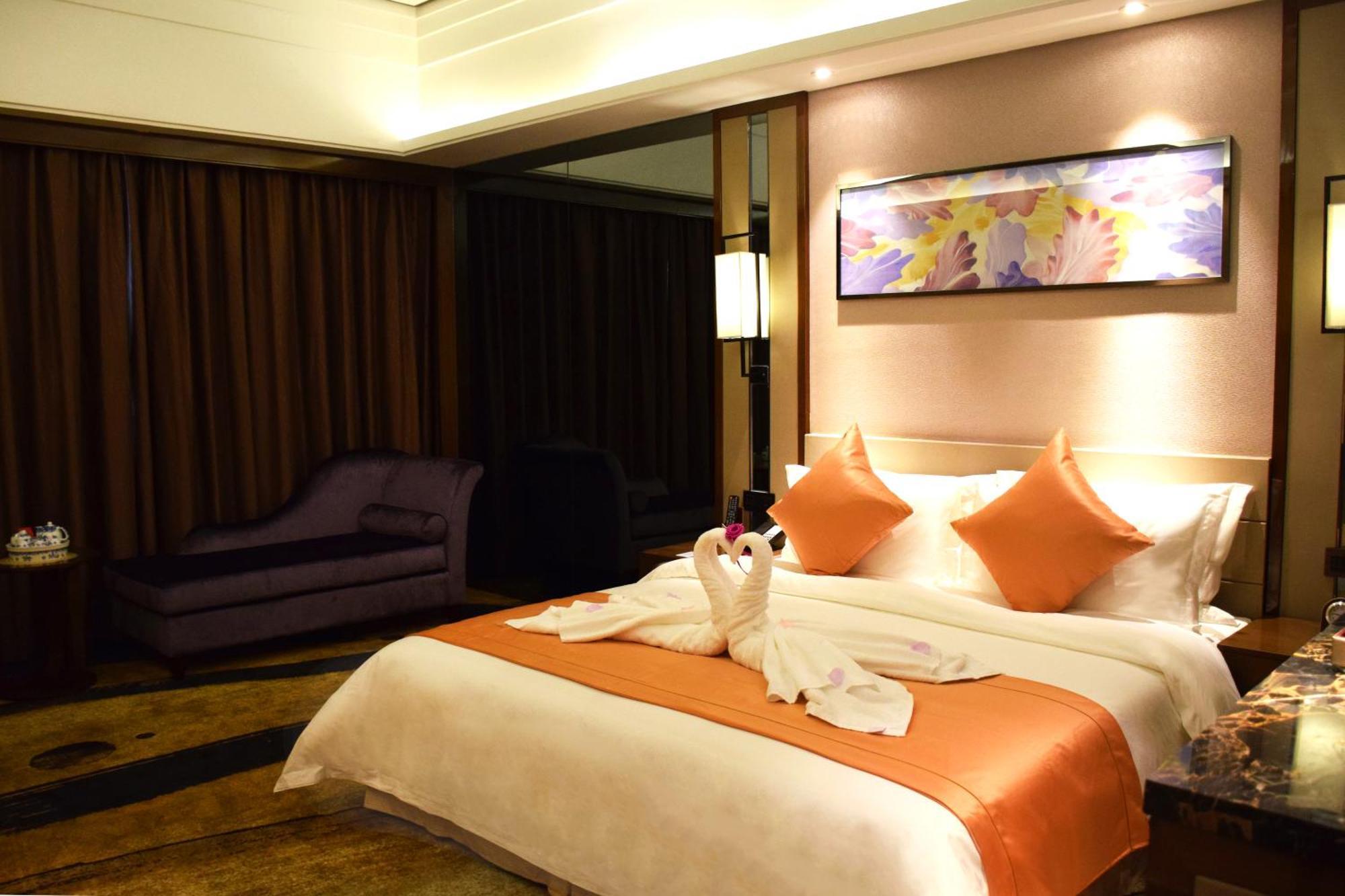 Ramada Foshan Hotel Екстериор снимка