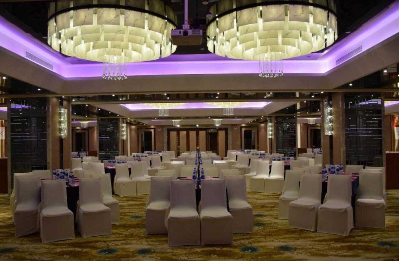 Ramada Foshan Hotel Екстериор снимка